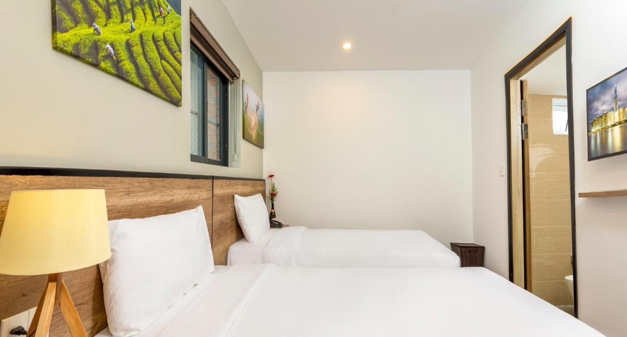 Golden Lotus Central Hotel Nha Trang Exterior photo